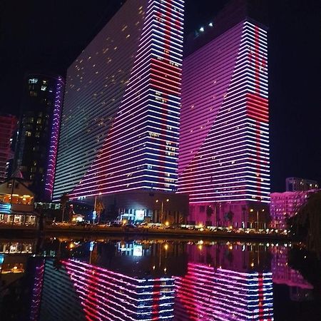 Orbi Twin Tower Apartement Μπατούμι Εξωτερικό φωτογραφία